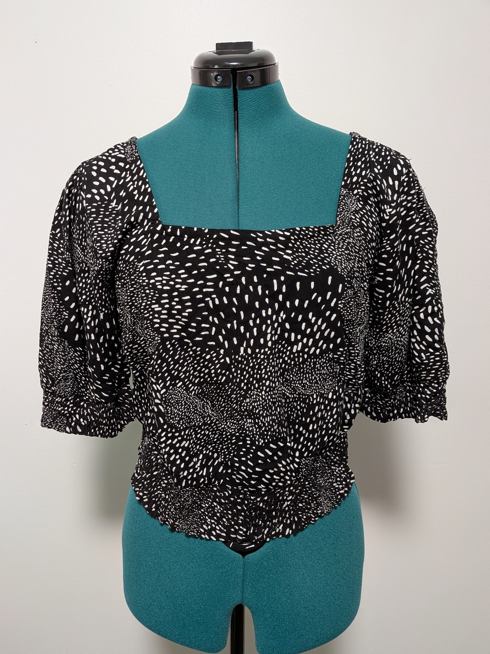 Roxy Beachy Black & White Square Neck Puff Sleeve Off The Shoulder Crop Top XL